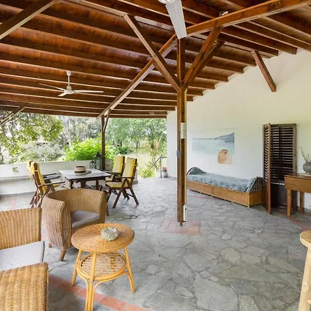 Summer Retreat In Sithonia #feelslikehome فوروفورو