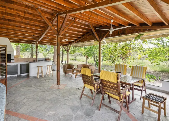Дом отдыха Summer Retreat In Sithonia #feelslikehome Вурвуру